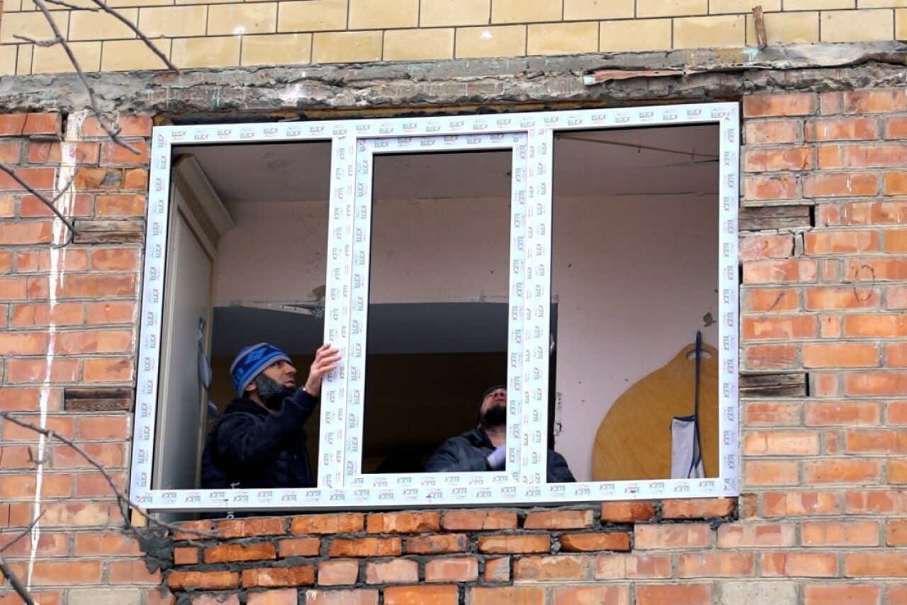 Пагөда на сегодня в хасавюрте. У окна. Замена окон.