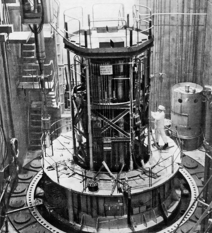 Первая в мире на быстрых нейтронах. Бор-60 реактор. НИИАР Бор 60. Реактор Бор 60 НИИАР. Бор 60 Димитровград.