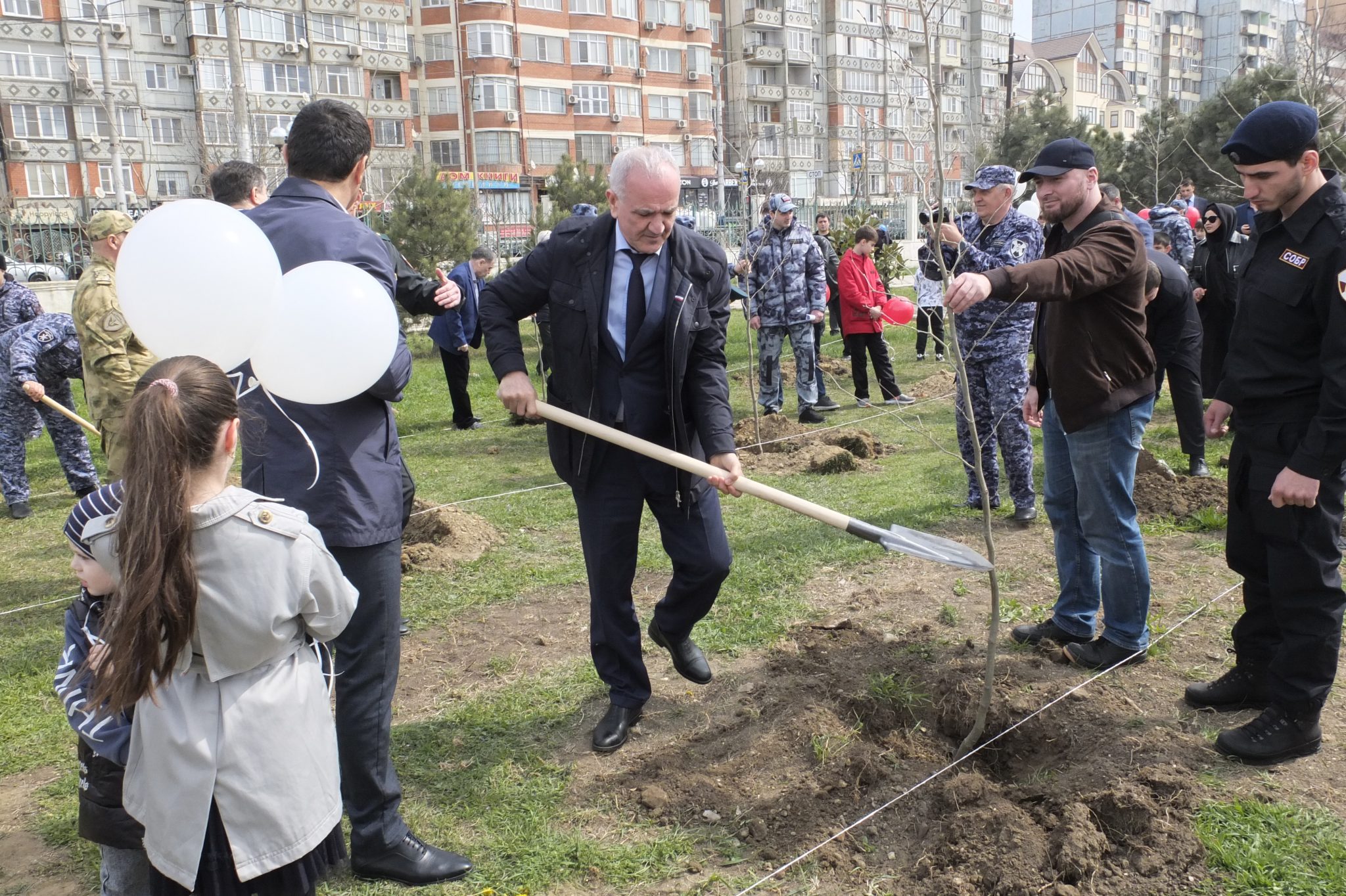 Малиновый берет – знак мужества! - Dagpravda.ru