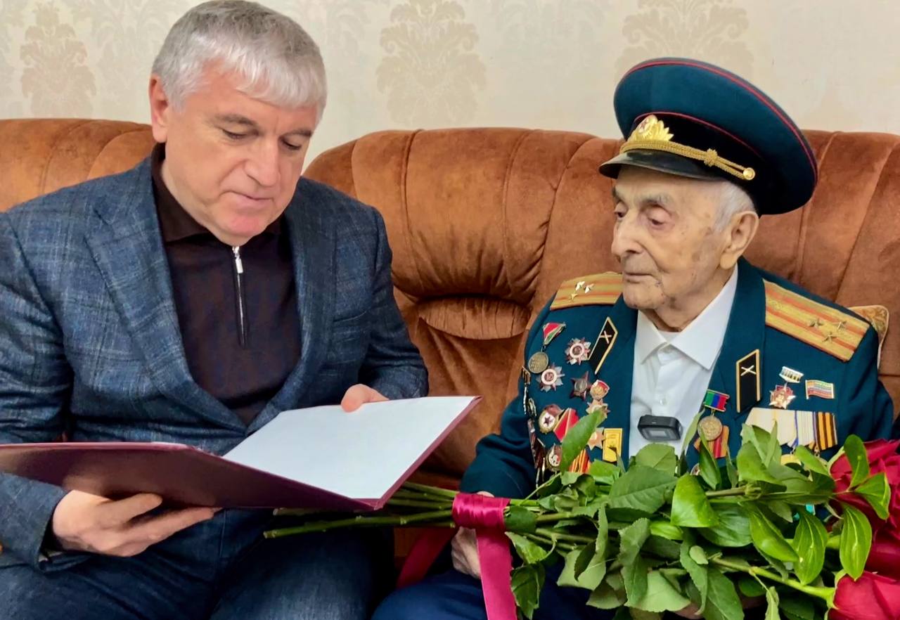 дом интернат ветераны колымы. ветеран махачкала. герои дагестана кизилюртовский райо. ветераны на параде. ветераны великой отечественной войны.