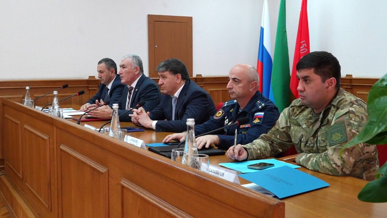 В Махачкале прошло совещание Совета Безопасности РД по вопросам призывной кампании