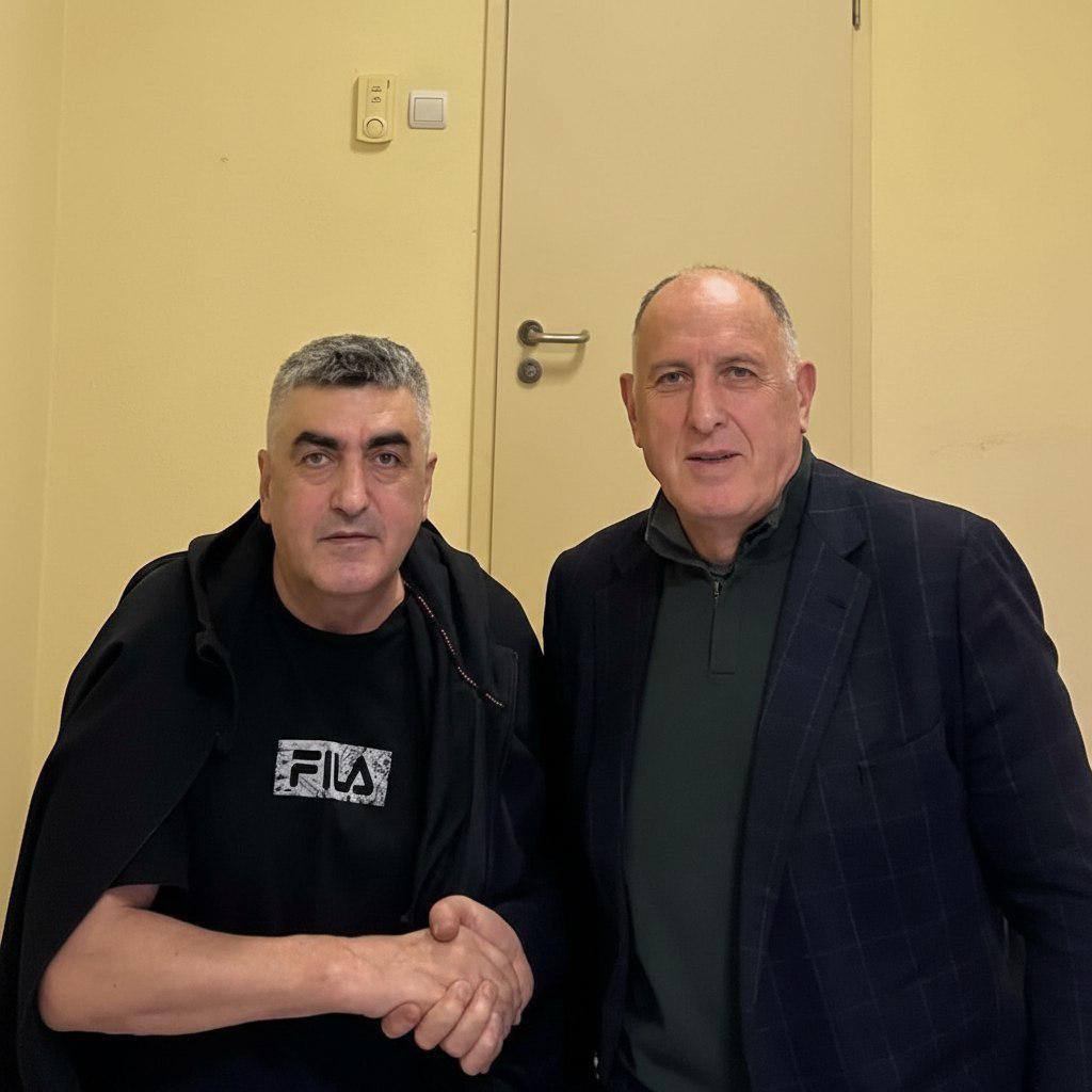 Премьер-министр Дагестана навестил Героя России Эседуллу Абачева