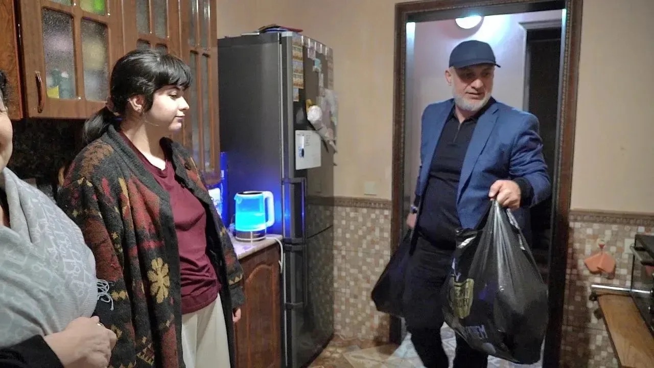 Представители Минсельхозпрода Дагестана оказали поддержку семье военнослужащего в Новолакском районе