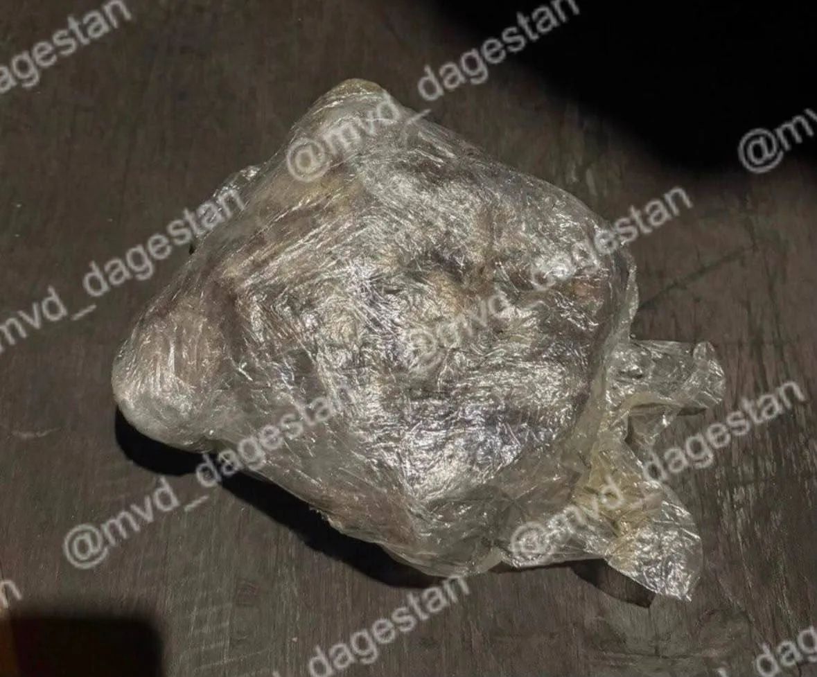В Махачкале у местного жителя изъяли более килограмма мефедрона